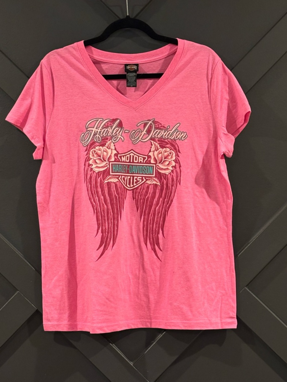 NWOT Harley-Davidson Pink Graphic V-Neck Tee